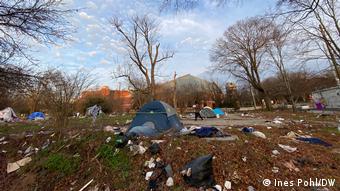 Άστεγοι απέναντι από την εκκλησία του Μάρτιν Λούθερ Κινγκ