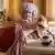 Netflix-Serie Bridgerton | Szene aus der Serie Bridgertonmit mit Golda Rosheuvel als britische Königin Queen Charlotte 