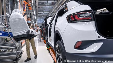 Δύσκολο 2023 για την γερμανική αυτοκινητοβιομηχανία