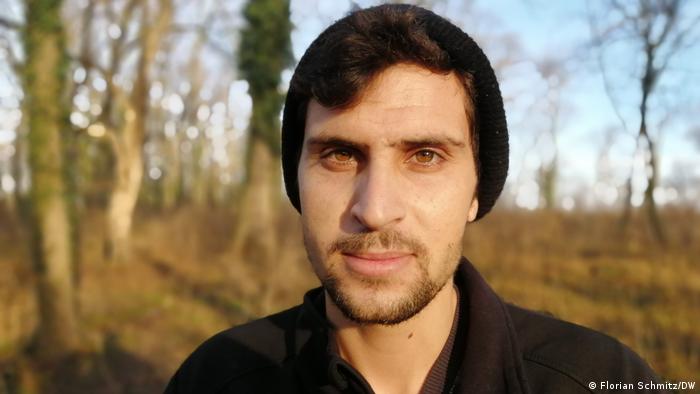 Balkanroute: Der 22-jährige Migrant Ali al-Ebrahim, der vor dem Krieg in Syrien geflohen ist, erhebt schwere Vorwürfe gegen Frontex und die albanischen Behörden