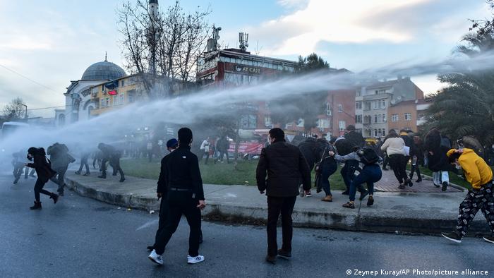 Security forces use water canon to disperse protesters in Istanbul Bogazici University. 