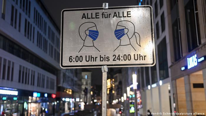 Symbolbild I Verlängerung des Lockdowns in Deutschland