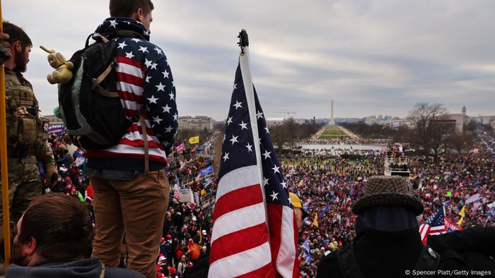 Sturm Auf Den Us Kongress Unsere Demokratie Wird Uberleben Amerika Die Aktuellsten Nachrichten Und Informationen Dw 07 01 2021