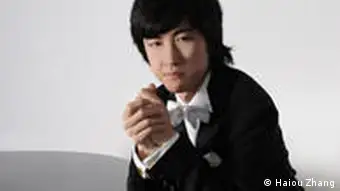 China Pianist Haiou Zhang