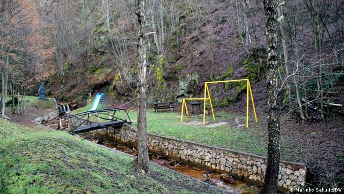 Bosnien und Herzegowina | Heilwasser Guber bei Srebrenica | Spielplatz