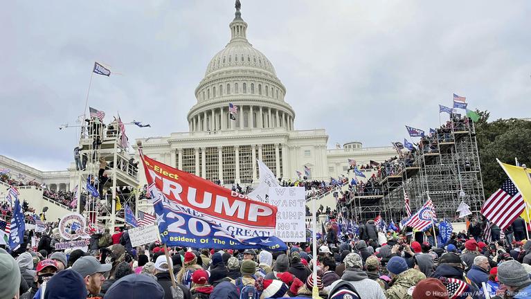 Kapitol Erstürmung Trump Gewinnt Zeit Dw 12112021 2417