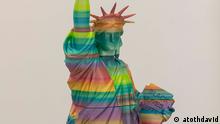 Die Skulptur PRISM des ungarischen Künstler Péter Szalay greift die Black Lives Matter sowie die LGBTQ-Bewegung auf. Dafür wurde sie von Teilen der ungarischen Regierung sowie regierungsnahen Medien heftig kritisiert. (Credit: atothdavid)