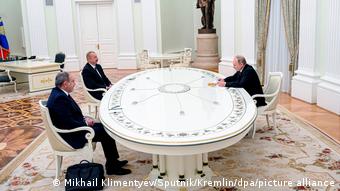 Πούτιν, Αλίγιεφ και Πασινιάν σε διά ζώσης συνάντηση στο Κρεμλίνο Πούτιν, Αλίγιεφ και Πασινιάν σε διά ζώσης συνάντηση στο Κρεμλίνο