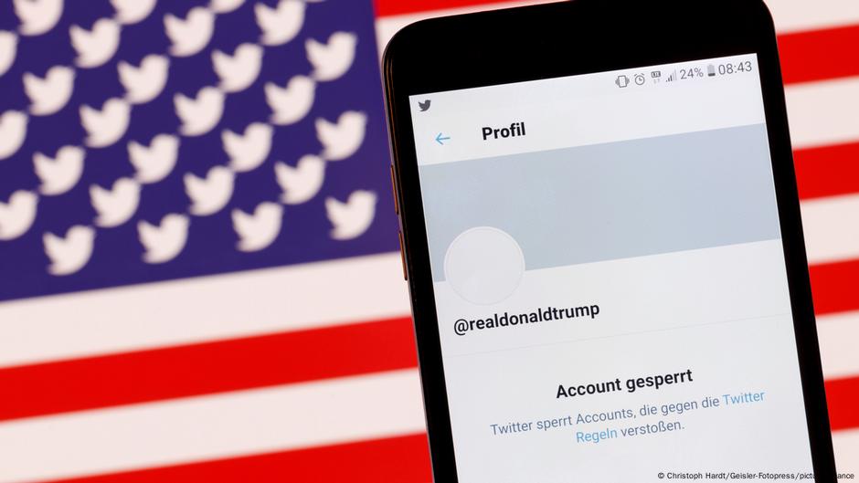 Twitter Donald Trump'ın hesabını kapatma kararından geri adım atmıyor