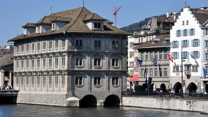 Exterior shot of Zurich Town Hall 