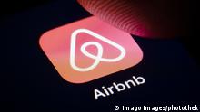 Symbolfoto: Das Logo von Airbnb