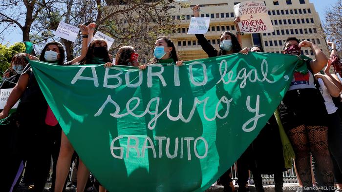 Chile avanza hacia la despenalización del aborto | Las noticias y análisis más importantes en América Latina | DW | 28.09.2021