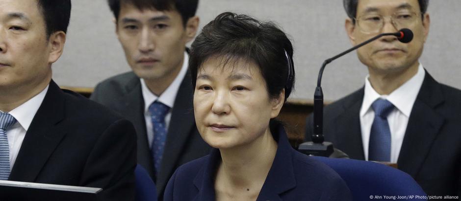 Park sofreu impeachment em 2016 e foi presa no ano seguinte