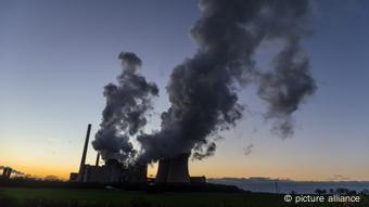 За задумом Єврокомісії, імпортерам електроенергії до ЄС доведеться платити вуглецеве мито