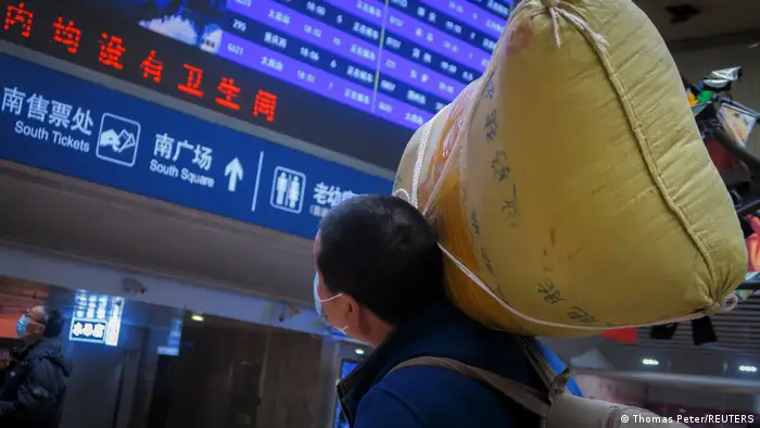 China, Peking I Wanderarbeiter sollen Reise zu Neujahr vermeiden