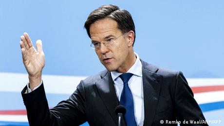 Хиляди семейства в Нидерландия са страдали години наред заради скандална