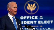 14.01.2021 *** President-elect Joe Biden speaks about the COVID-19 pandemic during an event at The Queen theater, Thursday, Jan. 14, 2021, in Wilmington, Del. (AP Photo/Matt Slocum)