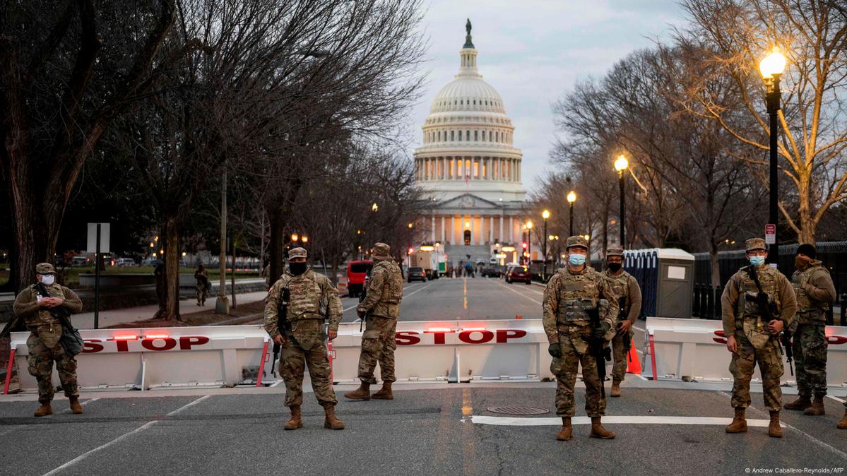 US states see small protests amid heightened security – DW – 01/17/2021