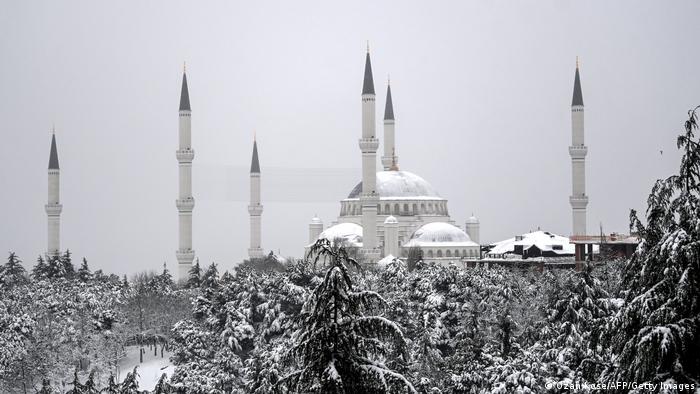 BdTD Türkei Moschee im Schnee