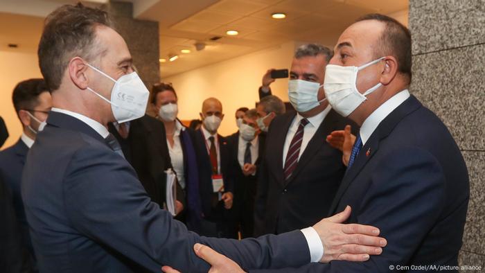 Maas ve Çavuşoğlu’ndan “olumlu gündem” vurgusu