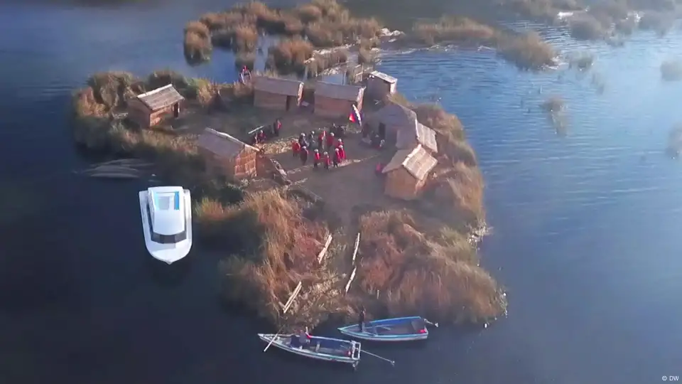 Eco Aldea Wiñaymarca / Titicaca, Bolivia - Sendas de Turismo Comunitario