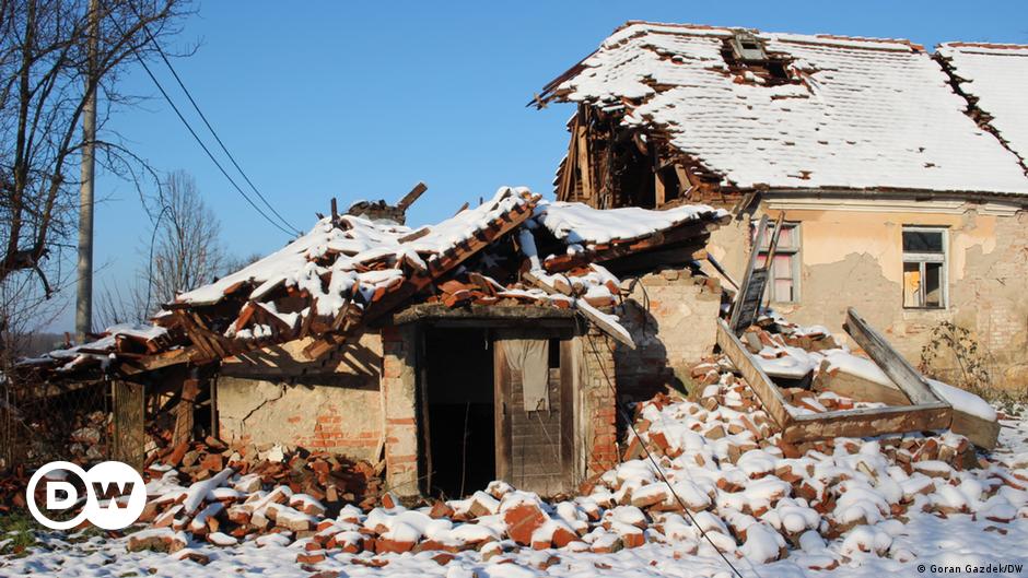 croatia-after-the-earthquake-a-snow-white-disaster-area