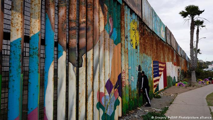 Mexiko Tijuana | Grenzmauer zu den USA
