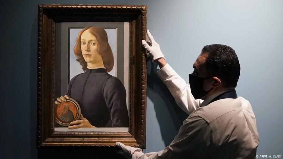 Rare Botticelli portrait sold for record $92 million | Culture| Arts, music and lifestyle reporting from Germany | DW - Vimarsana News