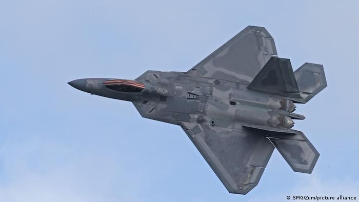 F-35 Lightning II performs in the Fort Lauderdale Air Show on November 22, 2020