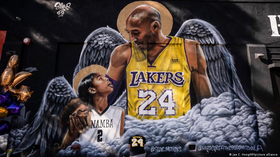 Kobe Bryant: Pilot error likely caused 