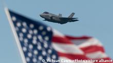 U.S. Air Force Lockheed Martin F-35 Lightning stealth fighter flies over the San Francisco Bay in San Francisco, California on October 13, 2019. (Photo by Yichuan Cao/NurPhoto)