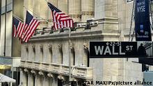 Photo by: STRF/STAR MAX/IPx 2021 1/2/21 Atmosphere at Wall Street in New York City. The Stock Market closed at all time highs in 2020.