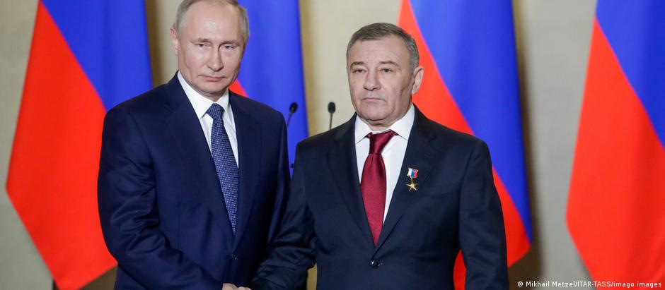 Российский бизнесмен Аркадий Ротенберг с президентом РФ Владимиром Путиным, март 2020 года