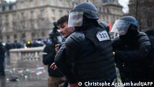 Парламент Франції ухвалив суперечливий закон про всеосяжну безпеку