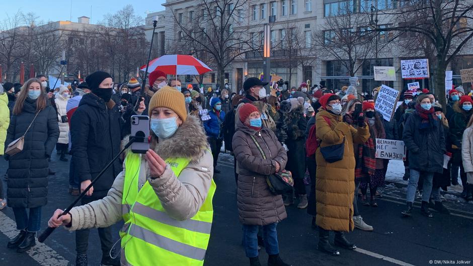 Rusya sosyal medyadaki protesto çağrılarını yasaklıyor