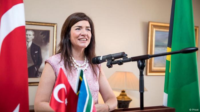 Türkiye'nin Güney Afrika Büyükelçisi Elif Komoğlu Algen