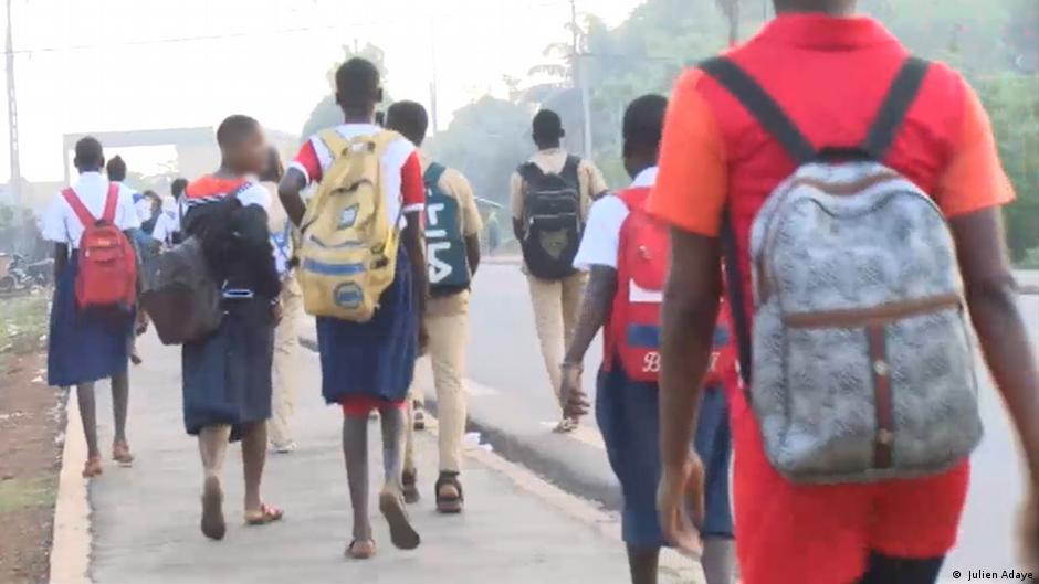 Ivory Coast Keeping young mothers in school DW 02/04/2021