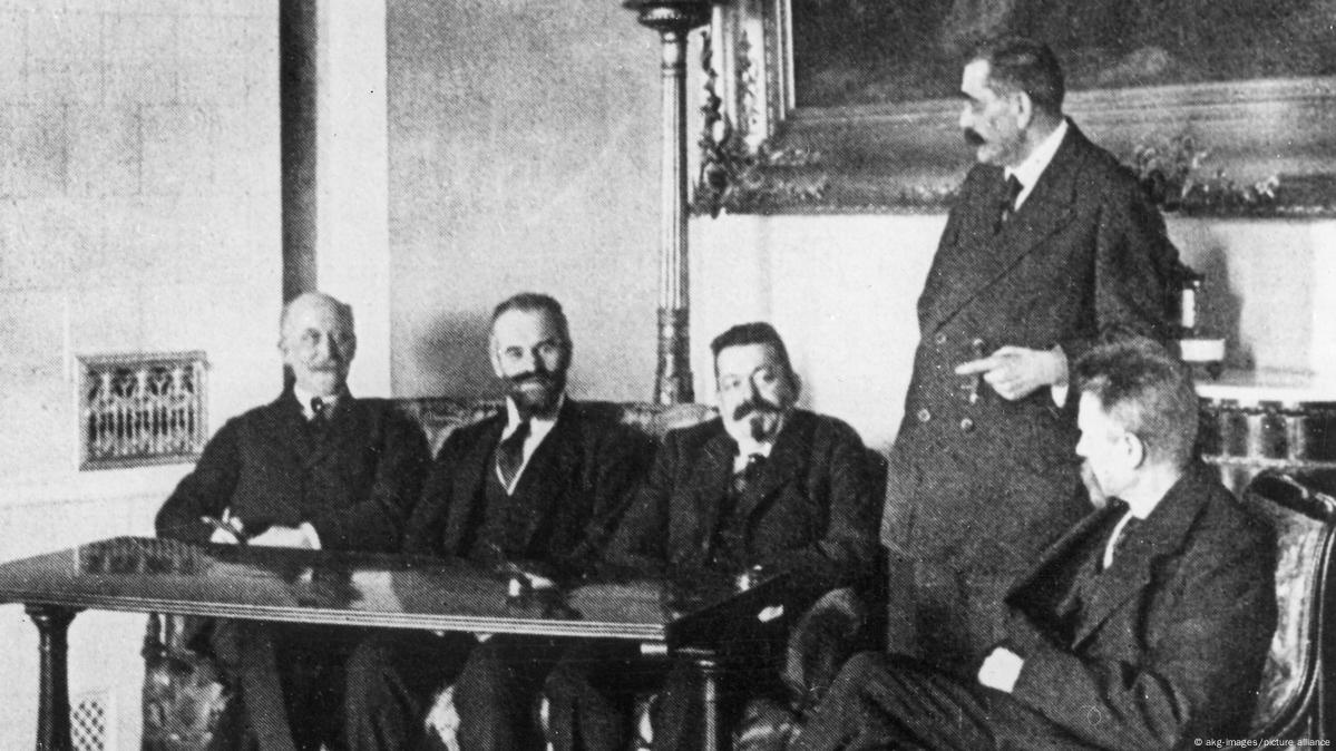 Weimarer Republik – DW