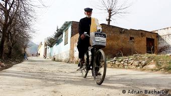 Pakistan 82 Jahre alter Radfahrer