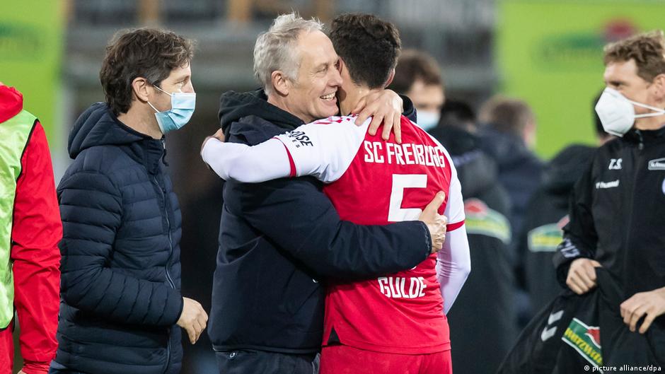 Bundesliga Bulletin: Freiburg finally down Dortmund as Cologne claim derby win | Sports| German football and major international sports news | DW - Vimarsana News