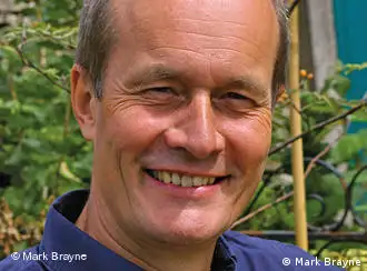 Mark Brayne: Psychotherapeut, ehemaliger Journalist und Medienkritiker