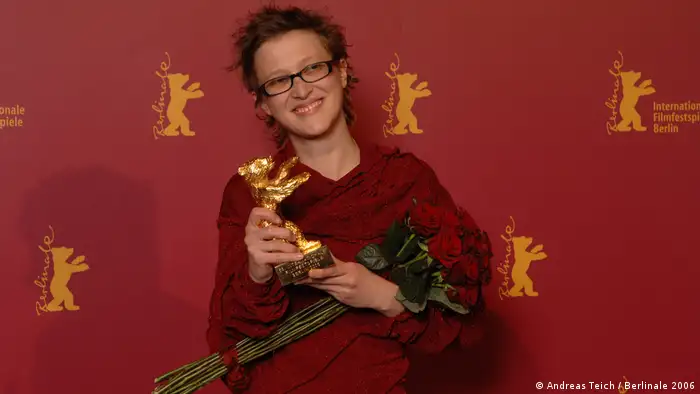 Jasmila Zbanic with Golden Bear award