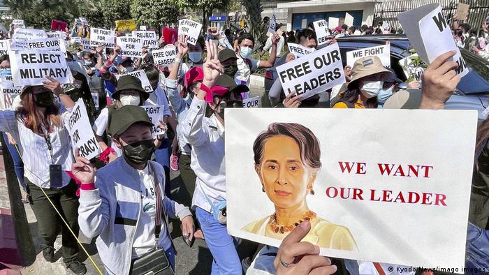 Protesters are demanding an end to military dictatorship, as well as the release of Aung San Suu Kyi and other political prisoners