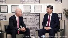 DAVOS, 17.01.2017 - Chinese President Xi Jinping (R) meets with U.S. Vice President Joe Biden in Davos, Switzerland, Jan. 17, 2017. (/Lan Hongguang)