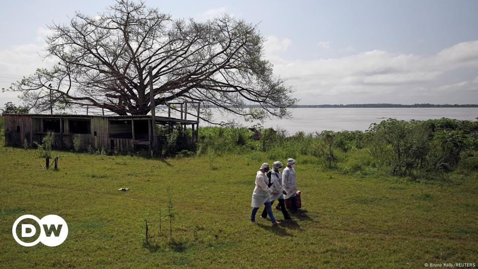 Brasil registra mais 528 mortes por covid-19