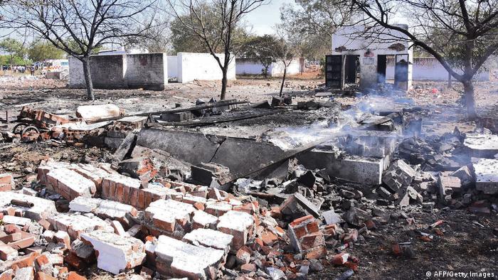 Indien Sattur Tamil Nadu | Brand in Feuerwerksfabrik 