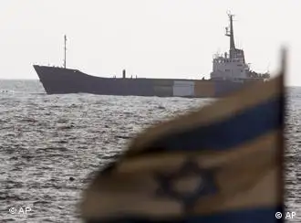 以色列海军周末遣返了前往加沙的雷切尔·科里号救援货船
