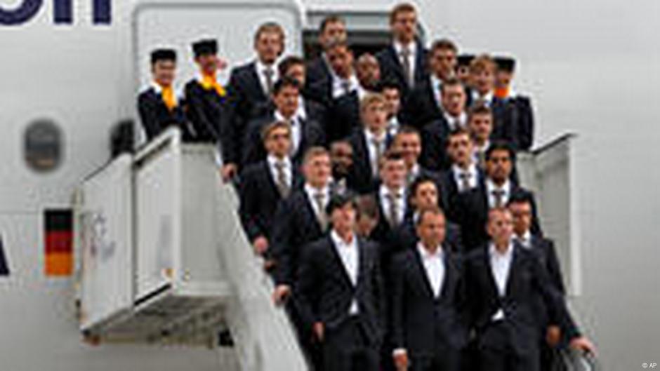 Germany S Soccer Squad Boasts Ethnic Diversity Sports German Football And Major International Sports News Dw 13 06 2010