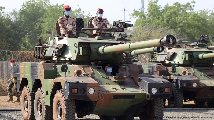 Afrika Tschad Soldaten Frankreich Panzer Afrika Tschad Soldaten Frankreich Panzer