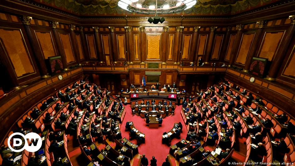 Italia: come hanno votato i parlamentari del Pt a favore del virus?  |  Regola DW